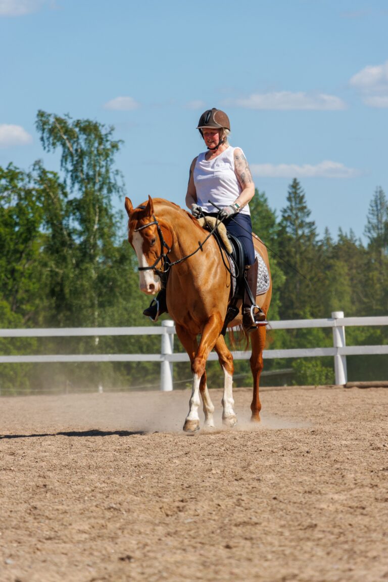 Women Horse ack Riding